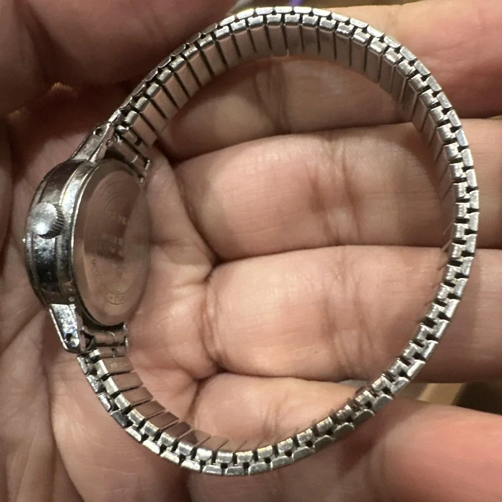 Working Acqua Indiglo Ladies‎ Quartz Watch 23mm Round Silver Tone Bracelet Fit 7